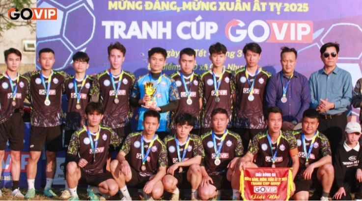 Á quân giải bóng Xuân tranh cúp GoVIP