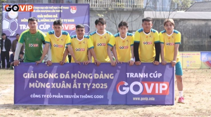 đội thi đấu giải bóng Xuân tranh cúp GoVIP